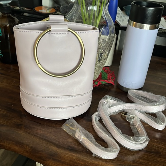 Malibu Skye lavender small bucket purse - Picture 7 of 11